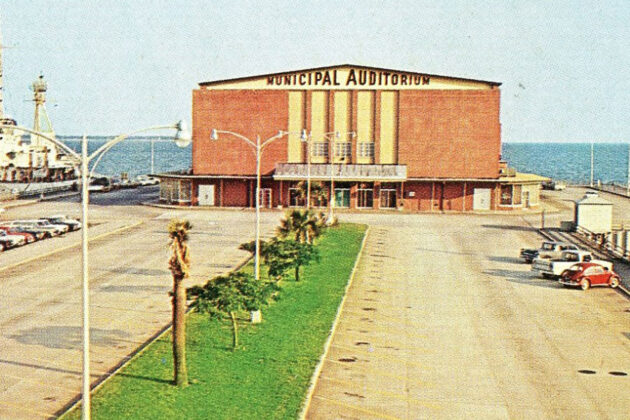 Municipal (Bayfront) Auditorium